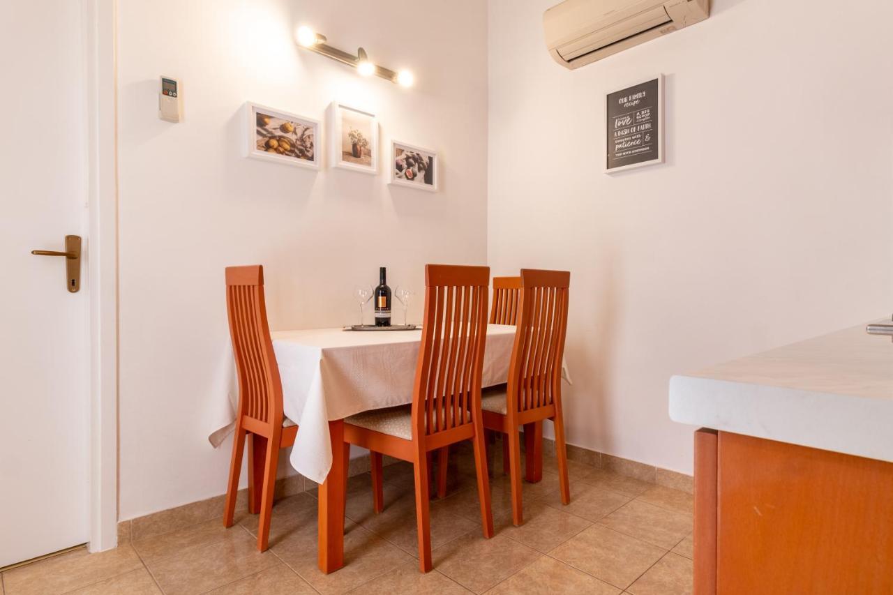 Sunny Beach Apartment Lavica Podstrana Kültér fotó