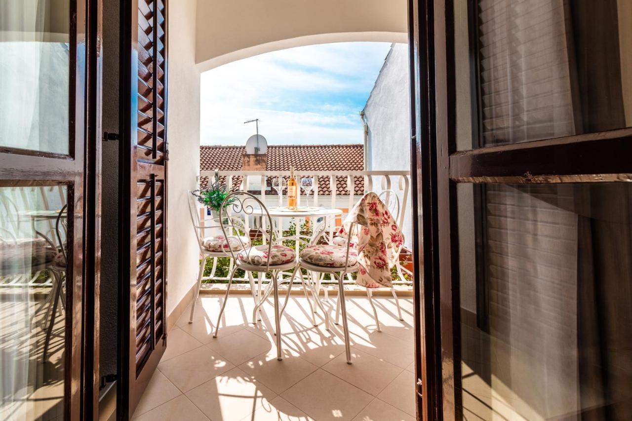 Sunny Beach Apartment Lavica Podstrana Kültér fotó